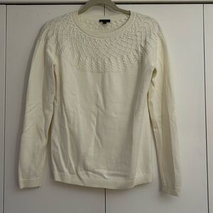 Gorgeous ivory Talbots sweater. Beautiful knit pattern! Size small.